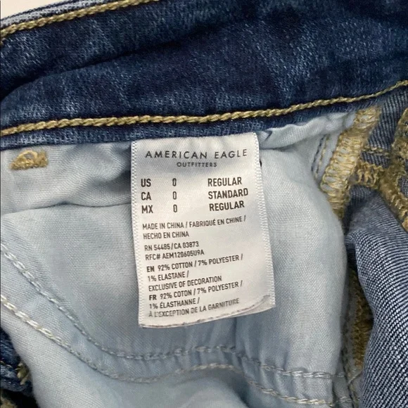 American Eagle Outfitters Women's Blue Distressed Jeans - Picture 2 of 6